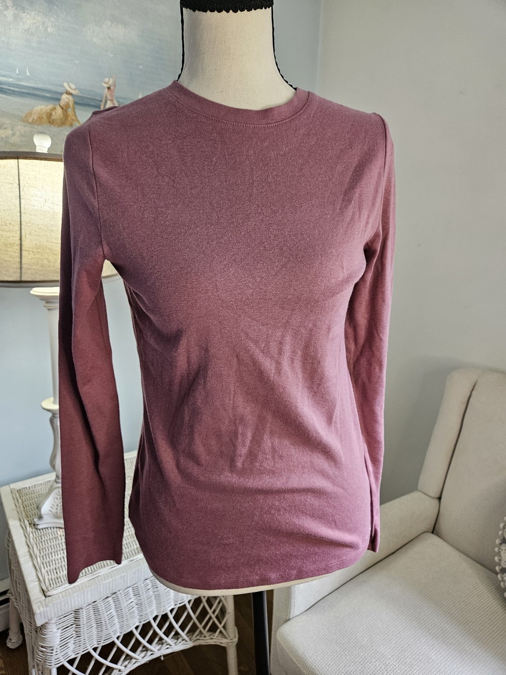 Eddie Bauer Long-Sleeve Crewneck Top in Mauve